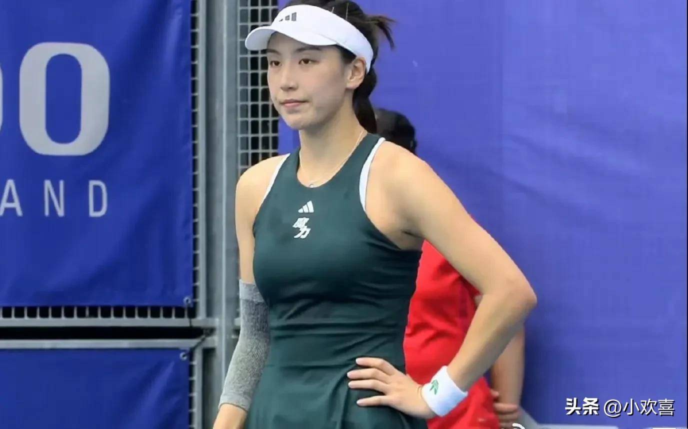 周挺带着后 周挺带着后